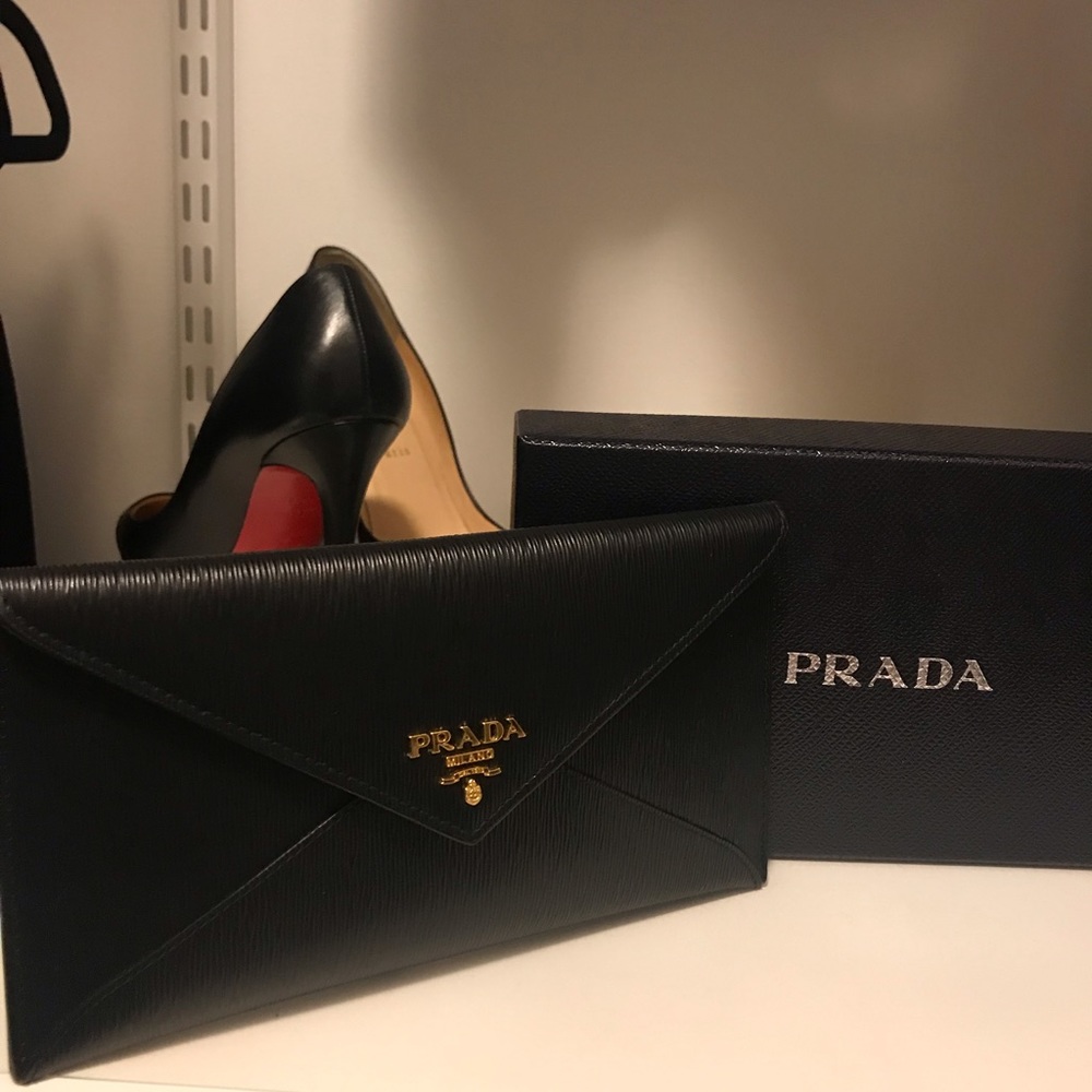 Prada Saffiano Wallet Envelope (Authentic)